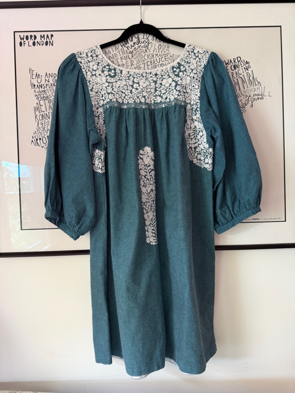 MI GOLONDRINA Blue Green & White Embroidered Dress Size Medium M Puff Sleeve